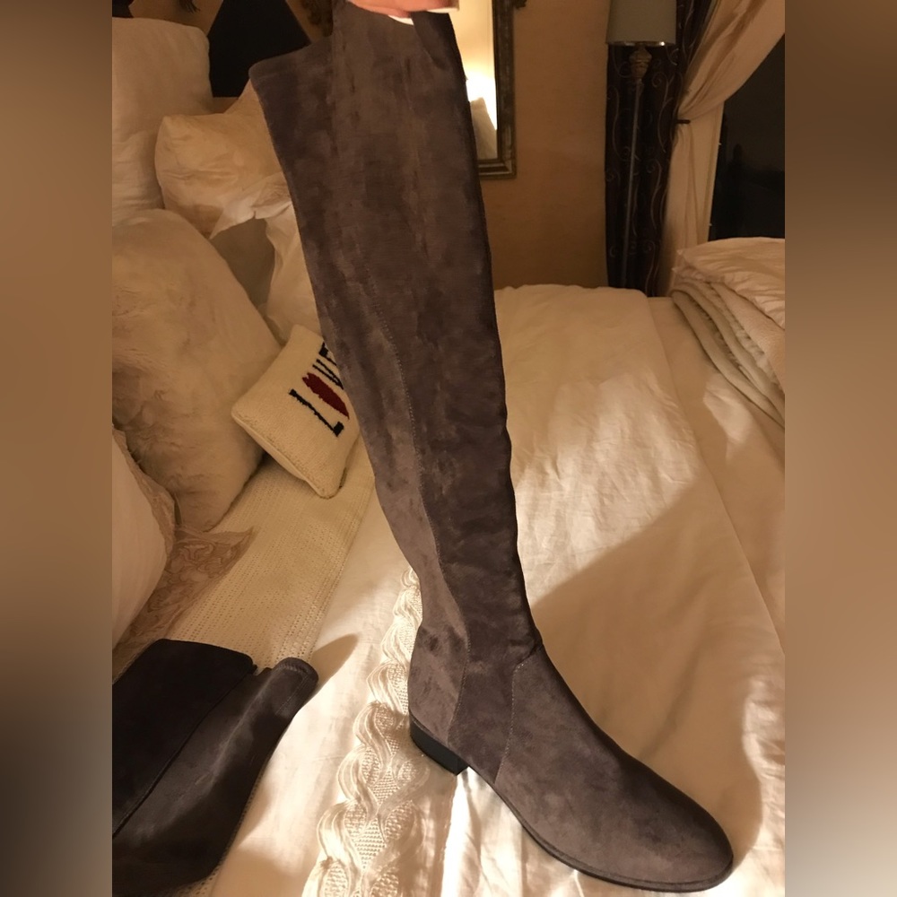 Chocolate boots beautiful!!  Great walking heel look alike suade - brand new